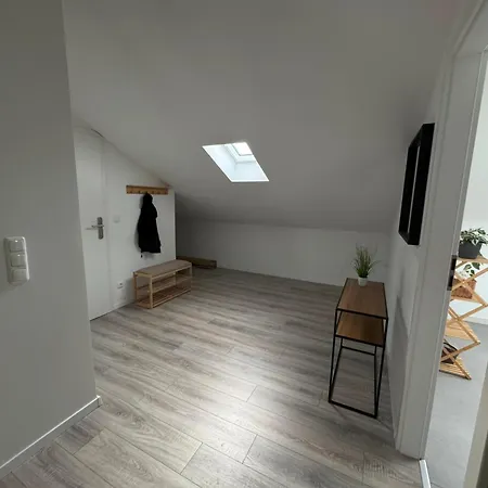 Waldzauber - Moderne Im Gruenen * Elpenrod