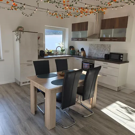 Waldzauber - Moderne Im Gruenen *